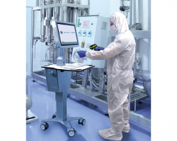 Mobile Operator Station T3000 in cleanroom